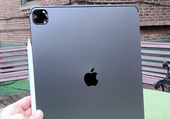 上海苹果维修店分享了iPhone12进水了该怎么处理?