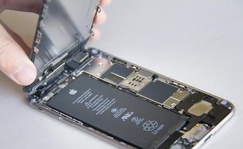 苹果13换电池泉州苹果iPhone 13订单量比去年高20%
